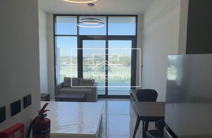 Apartment - Studio - 1 for rent in The Gate - Masdar City - Abu Dhabi