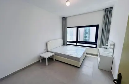 Apartment - 1 Bedroom - 1 Bathroom for rent in Tourist Club Area - Abu Dhabi