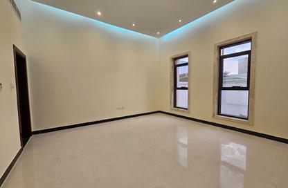 Villa - 3 Bedrooms - 5 Bathrooms for rent in Al Barsha 3 - Al Barsha - Dubai