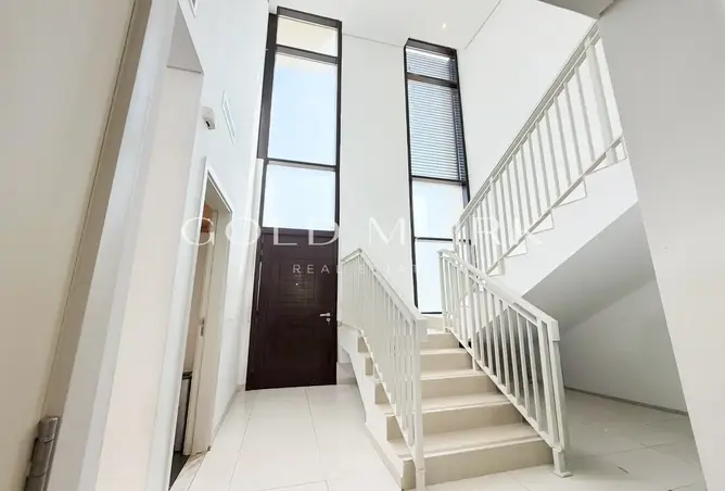 82801176 - Property Image 3