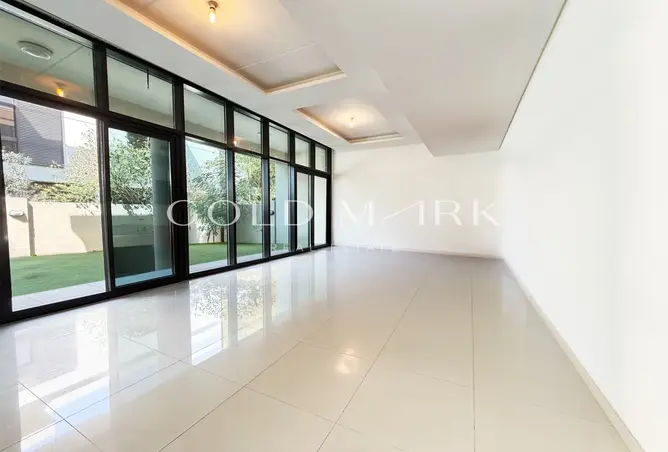 82801176 - Property Image 2