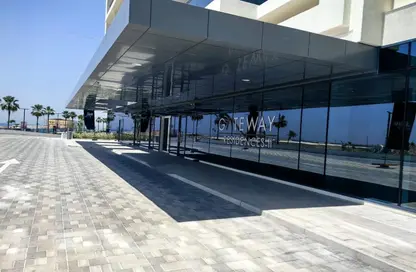 شقة - 2 غرف نوم - 2 حمامات للايجار في مساكن جاتواي - ميناء العرب - راس الخيمة - رأس الخيمة