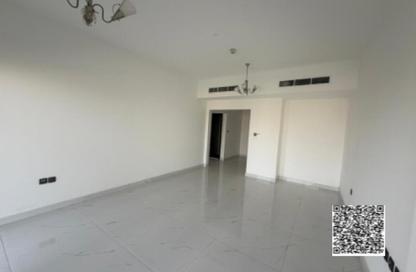 Apartment - 1 Bedroom - 2 Bathrooms for rent in Al Zorah - Ajman