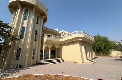 Villa - 7 Bedrooms for rent in Gate Tower 1 - Musheiref - Ajman
