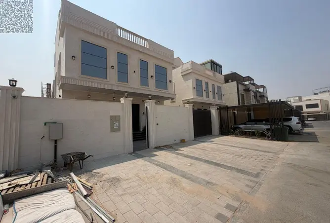 153742940 - Property Image 3