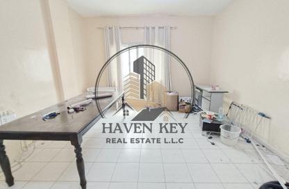 Apartment - 1 - 1 for rent in Fire Station Road - Muwaileh - Sharjah Apartment - 1 - 1 for rent in Fire Station Road - Muwaileh - Sharjah