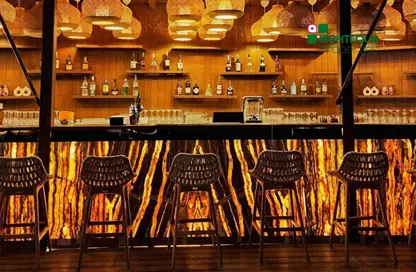 محل - استوديو - 1 حمام للايجار في برج كريستال - الخليج التجاري - دبي