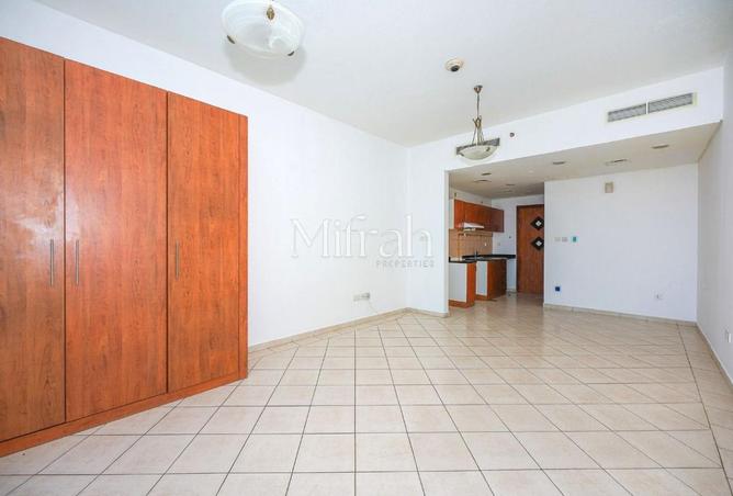 76180038 - Property Image 2