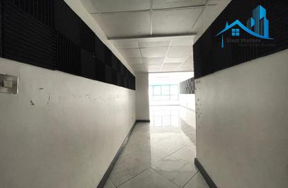 Office Space - Studio - 1 for rent in White Crown Building - Sheikh Zayed Road - Dubai Office Space - Studio - 1 for rent in White Crown Building - Sheikh Zayed Road - Dubai