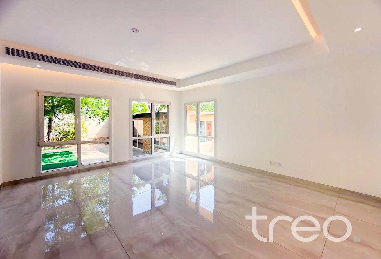 Fully Upgraded | Immaculate condition | 6BR photo 7