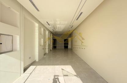 Shop - Studio - 1 Bathroom for rent in Jumeirah Garden City - Al Satwa - Dubai