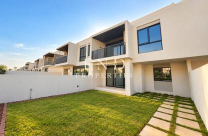 Townhouse - 3 - 4 for rent in Jebel Ali Village Townhouses - Jebel Ali Village - Jebel Ali - Dubai