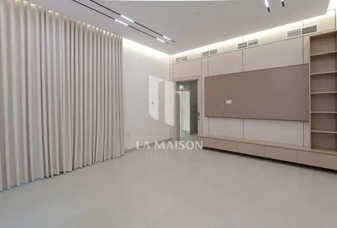 123821250 - Property Image 3