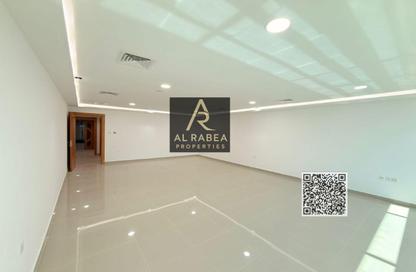 Penthouse - 3 Bedrooms - 4 Bathrooms for rent in Al Rumailah building - Al Rumailah 2 - Al Rumaila - Ajman