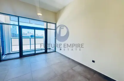 شقة - غرفة نوم - 2 حمامات للايجار في يو تي سي ريزيدنس - الوصل - دبي