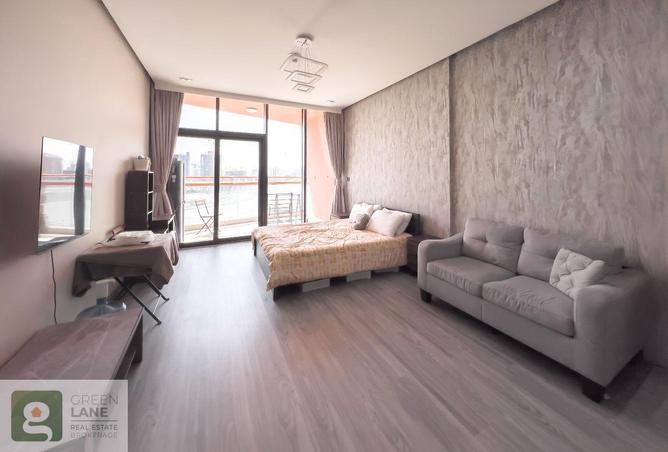 Furnished | Spacious | City View