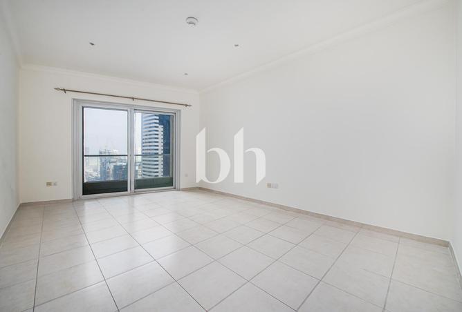 2-bed apartment in Marina Heights · Vacant · High floor — photo 2