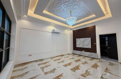 Villa - 5 - 7+ for sale in Al Amira Village - Al Yasmeen - Ajman Villa - 5 - 7+ for sale in Al Amira Village - Al Yasmeen - Ajman