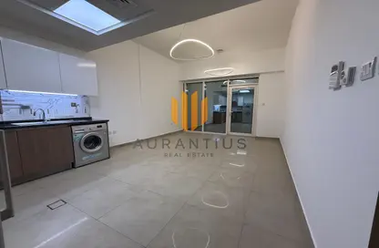 Apartment - 1 Bedroom - 2 Bathrooms for rent in Centrium Tower 2 - Centrium Towers - Dubai Production City (IMPZ) - Dubai