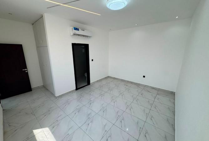 121540314 - Property Image 3