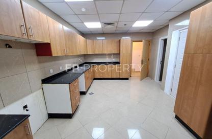 Apartment - 4 Bedrooms - 5 Bathrooms for rent in Marina Crown - Dubai Marina - Dubai