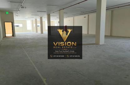 Warehouse - Studio - 2 Bathrooms for rent in Umm Al Thuoob - Umm Al Quwain
