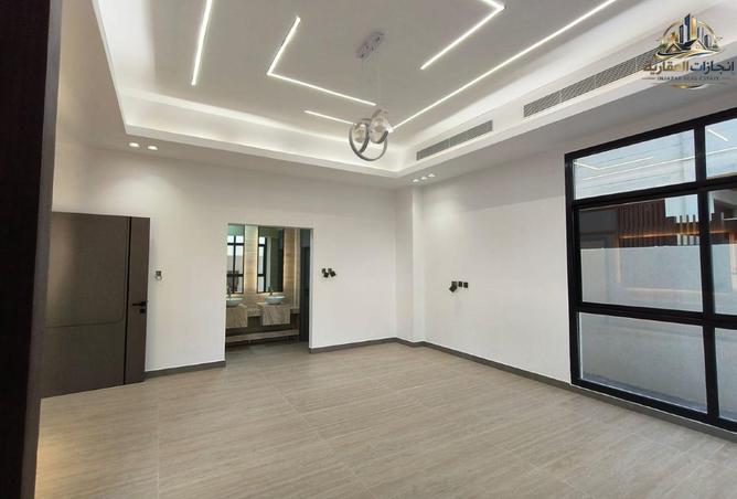 78582427 - Property Image 3