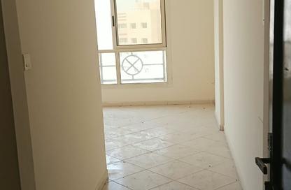 Apartment - 1 Bedroom - 1 Bathroom for rent in Al Qulaya'ah - Al Sharq - Sharjah