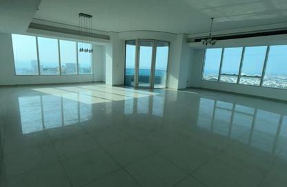 Apartment - 3 - 4 for sale in Blue Tower - Al Majaz 3 - Al Majaz - Sharjah