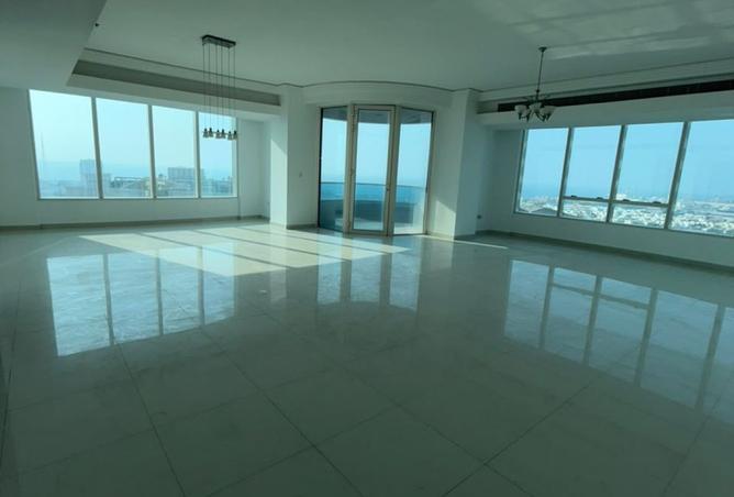 For Sale | Luxury 3-Bedroom Apartment in Blue Towe
