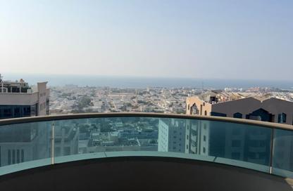 Apartment - 3 - 4 for sale in Blue Tower - Al Majaz 3 - Al Majaz - Sharjah