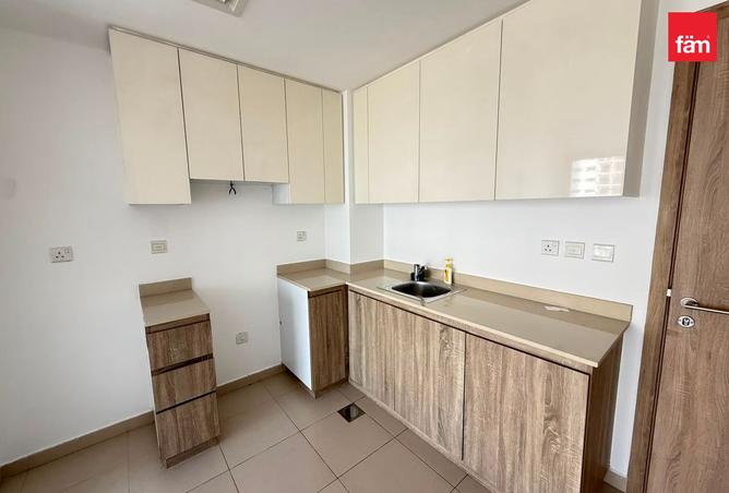 Ready To Move | Open View | Prime Location photo 2