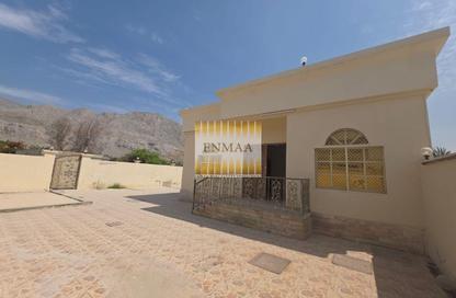 Villa - 3 Bedrooms - 4 Bathrooms for sale in Al Rams - Ras Al Khaimah