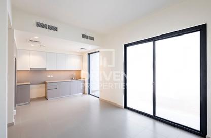 Townhouse - 3 Bedrooms - 4 Bathrooms for sale in Greenview - Emaar South - Dubai South (Dubai World Central) - Dubai