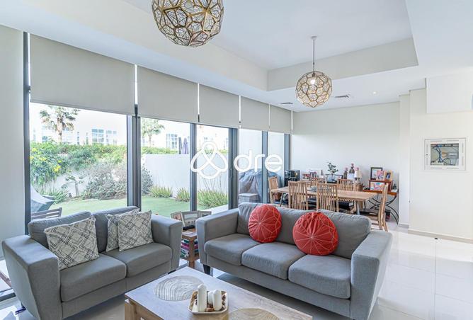 56939693 - Property Main Image