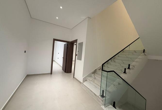 122927736 - Property Image 3