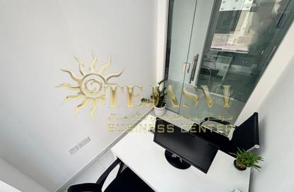 Office Space - Studio - 1 Bathroom for rent in Reem Residency - Al Karama - Dubai