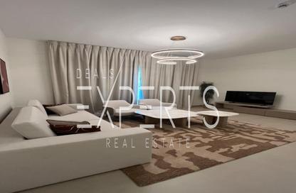 Apartment - 2 Bedrooms - 3 Bathrooms for sale in Views B - Yas Golf Collection - Yas Island - Abu Dhabi