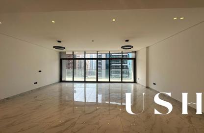 Apartment - 3 Bedrooms - 4 Bathrooms for sale in Royal Regency - Business Bay - Dubai