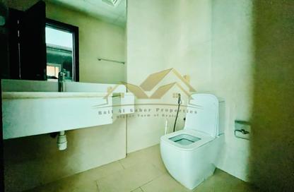 Apartment - 1 Bedroom - 2 Bathrooms for rent in Jumeirah Garden City - Al Satwa - Dubai
