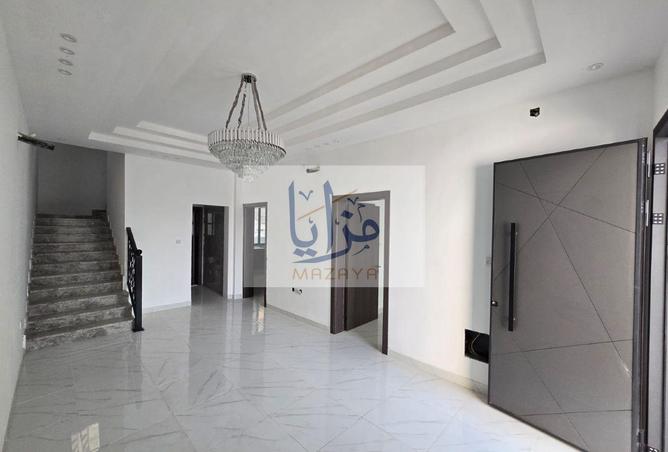 62068253 - Property Image 3