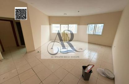 Apartment - 4 Bedrooms - 4 Bathrooms for rent in Al Azza Building - Al Rumaila - Ajman