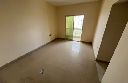 شقة - غرفة نوم - 1 حمام للايجار في مساكن كورنيش عجمان - طريق كورنيش عجمان - عجمان