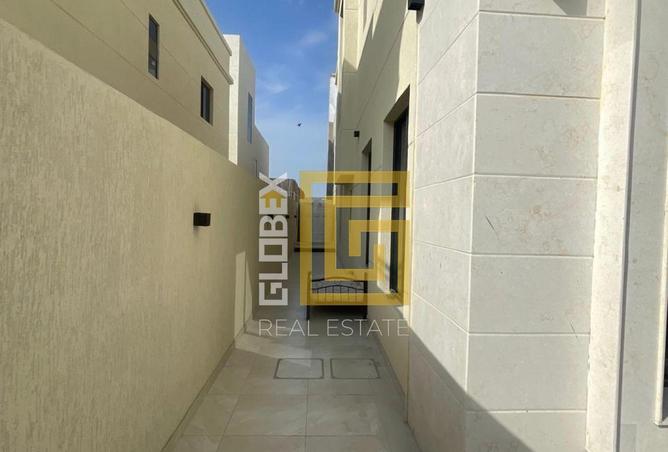 63279585 - صورة العقار 3