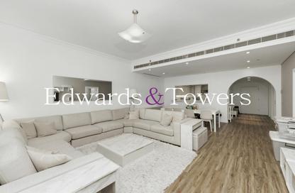 Apartment - 2 Bedrooms - 4 Bathrooms for rent in Al Khudrawi - Shoreline Apartments - Palm Jumeirah - Dubai