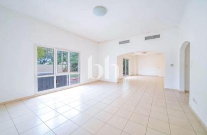 Villa - 4 Bedrooms - 4 Bathrooms for sale in Meadows 9 - Meadows - Dubai