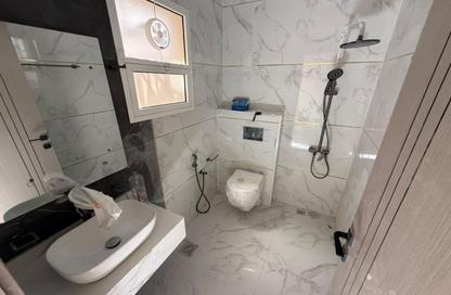 Villa - 4 - 6 for sale in Al Helio 1 - Al Helio - Ajman