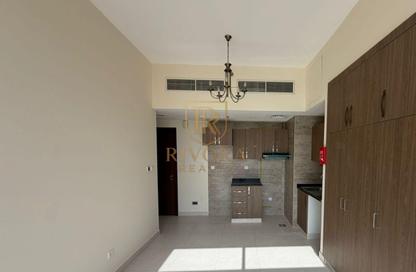 Apartment - Studio - 1 Bathroom for rent in Rose Building - Al Jaddaf - Dubai Apartment - Studio - 1 Bathroom for rent in Rose Building - Al Jaddaf - Dubai