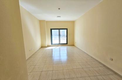 Apartment - 2 - 2 for rent in Ibtikar 2 - Al Majaz 2 - Al Majaz - Sharjah Apartment - 2 - 2 for rent in Ibtikar 2 - Al Majaz 2 - Al Majaz - Sharjah