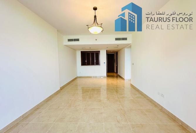 77400357 - Property Image 3